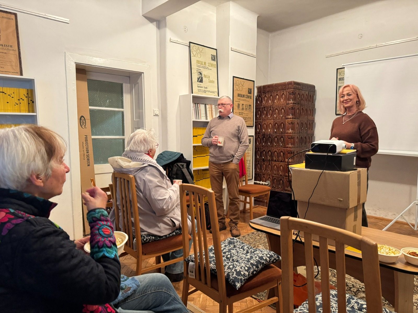 Szív, lélek és magyar néptánc Sanghajban – reflexiók az első MÚRE Filmklubról