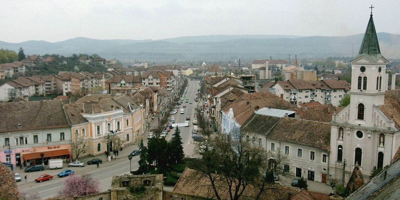 Riporttáborba várunk Nagyenyedre